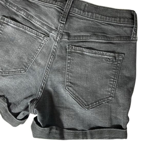 Hollister high rise Distressed Black Denim Shorts size 5/27W - Picture 2 of 11
